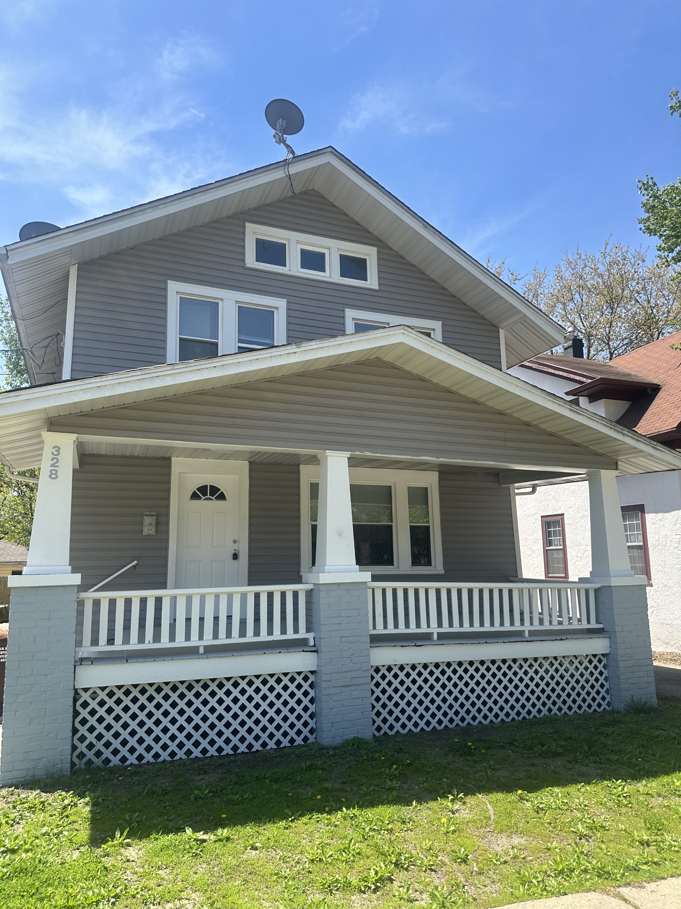 328 Churchill