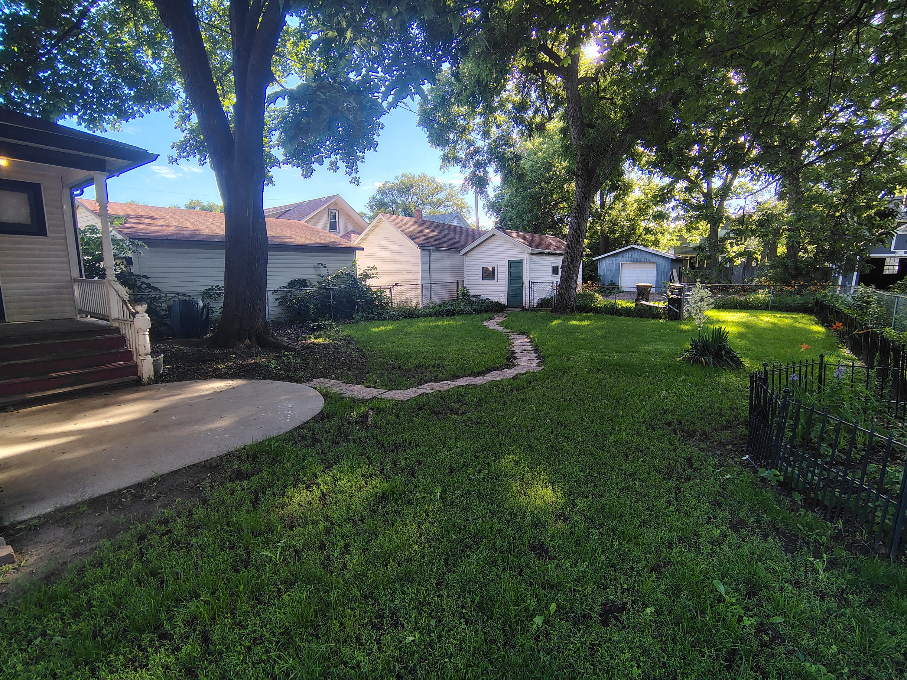 Property thumbnail image